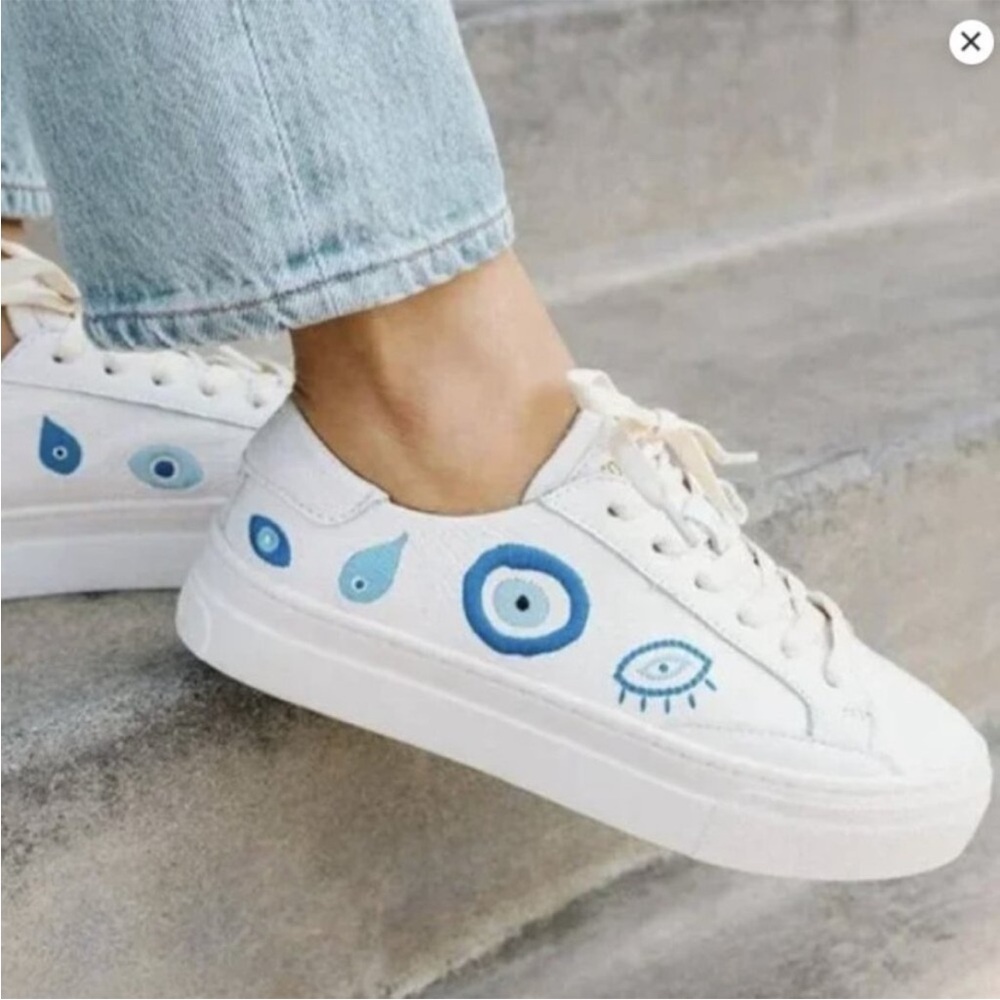 Soludos Evil Eye Ibiza Sneaker White and blue embroidered size 7.5
